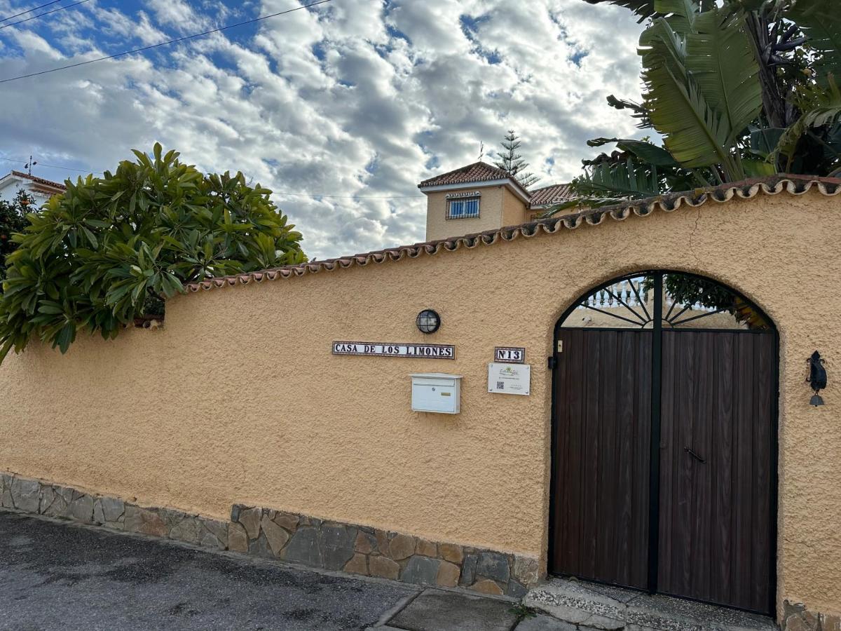 Сasa de vacaciones Casa De Limones By Costadelsolholiday Family Near Puerto Marina
